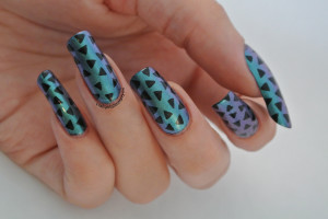 Duochrome Triangles