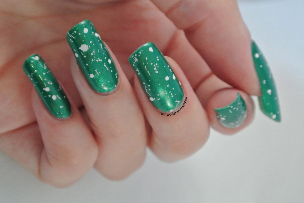 Green-White-Glitter