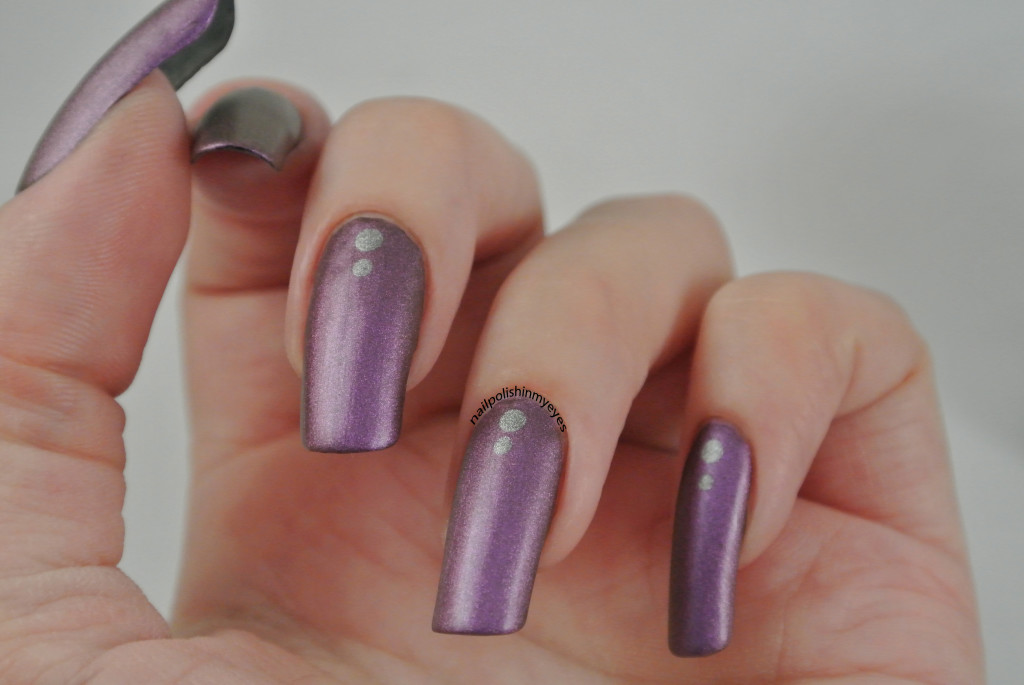 Matte-Purple-Silver-Dots