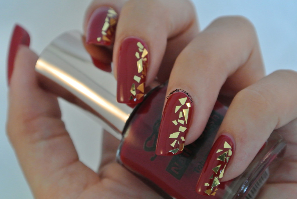 Red&Gold-Flakes-1