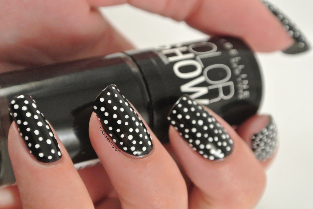 31DC2014 Day 11: Polka Dots | Nail Polish in my Eyes